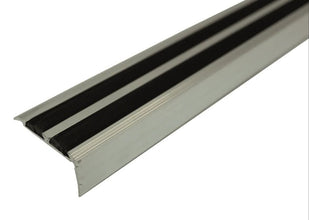 SA11 40 x 20mm Non Slip Rubber Aluminium Stair Nosing Edge Trim With Insert External Use